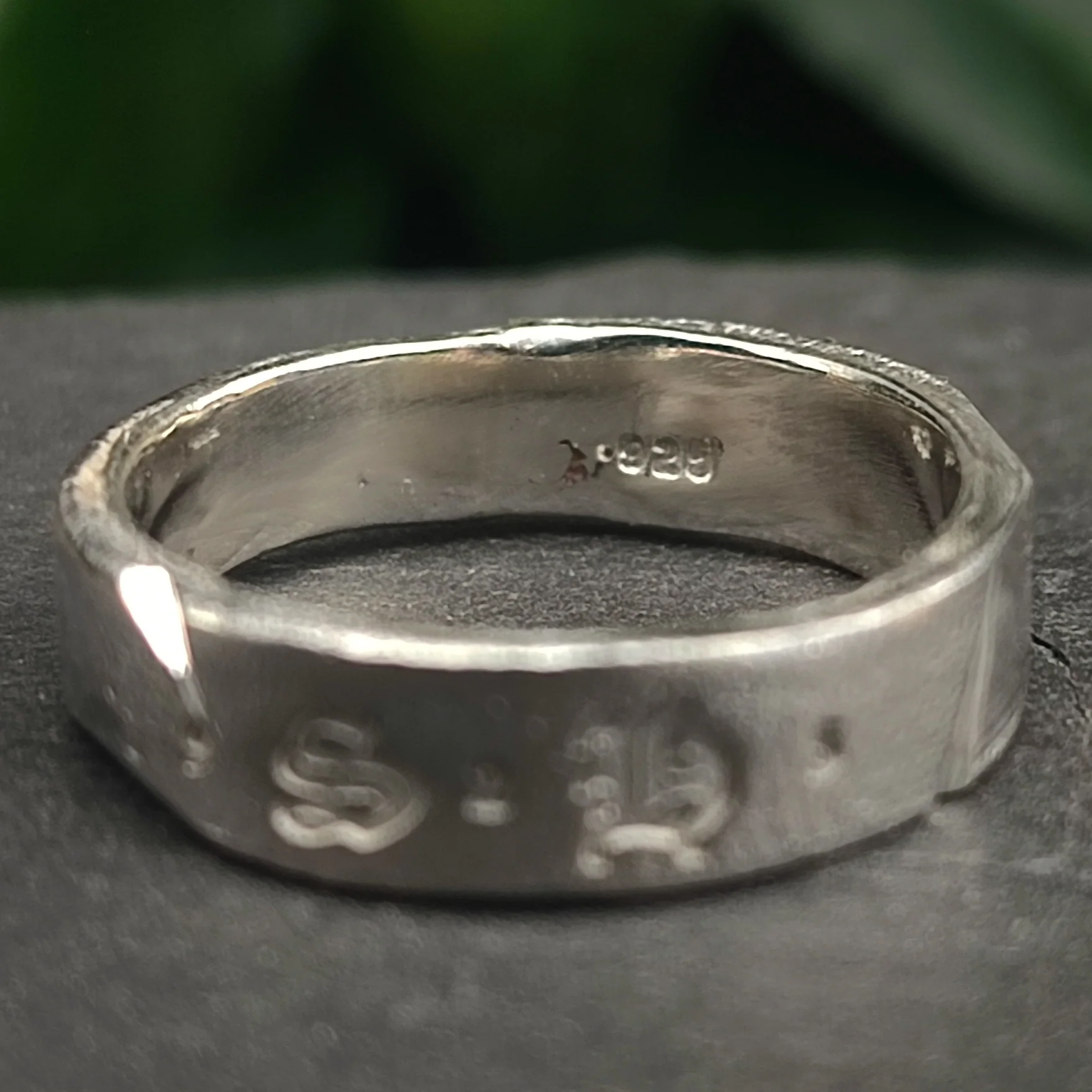 Distressed Hallmark Ring - Image 4