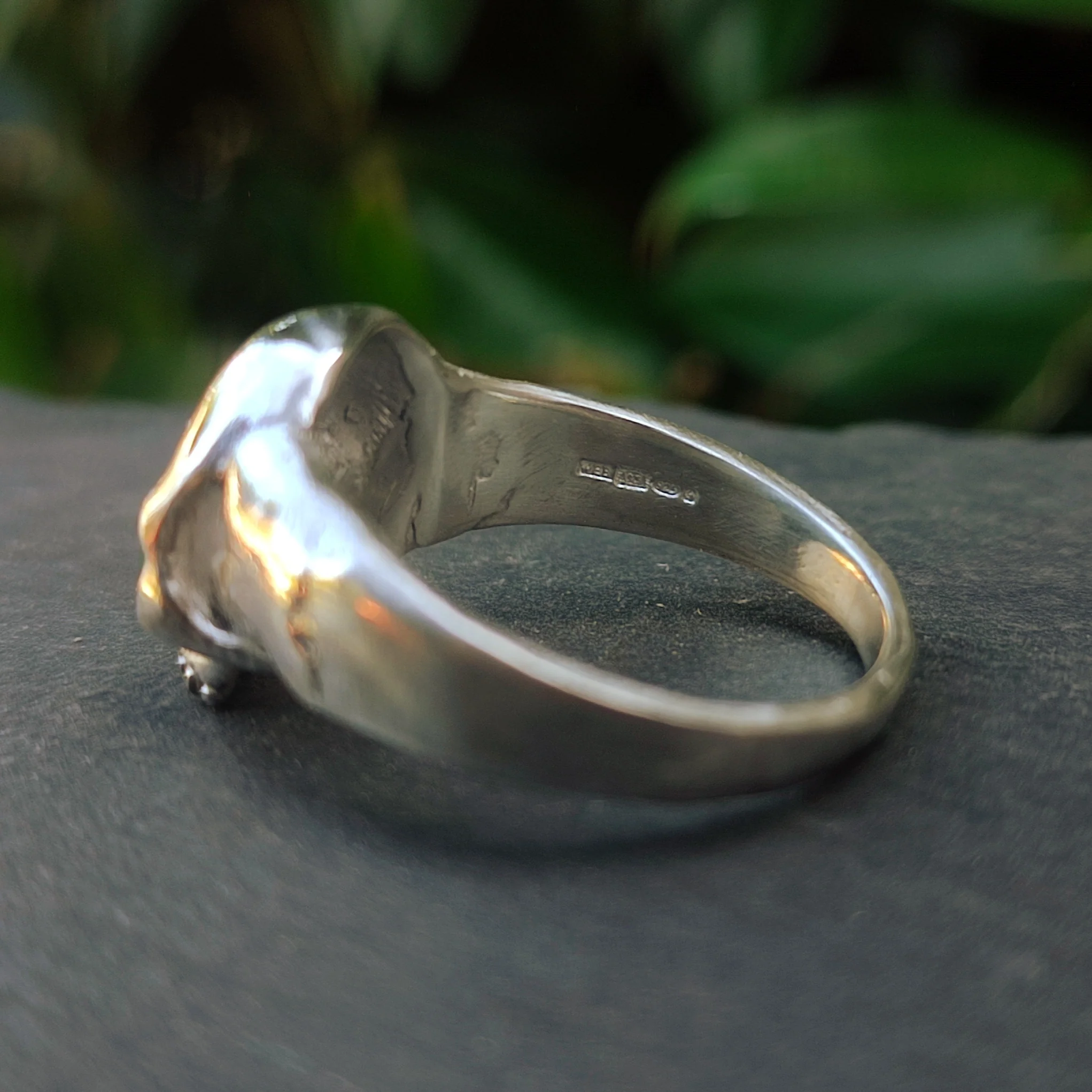 Emerald Skull Ring - Image 4