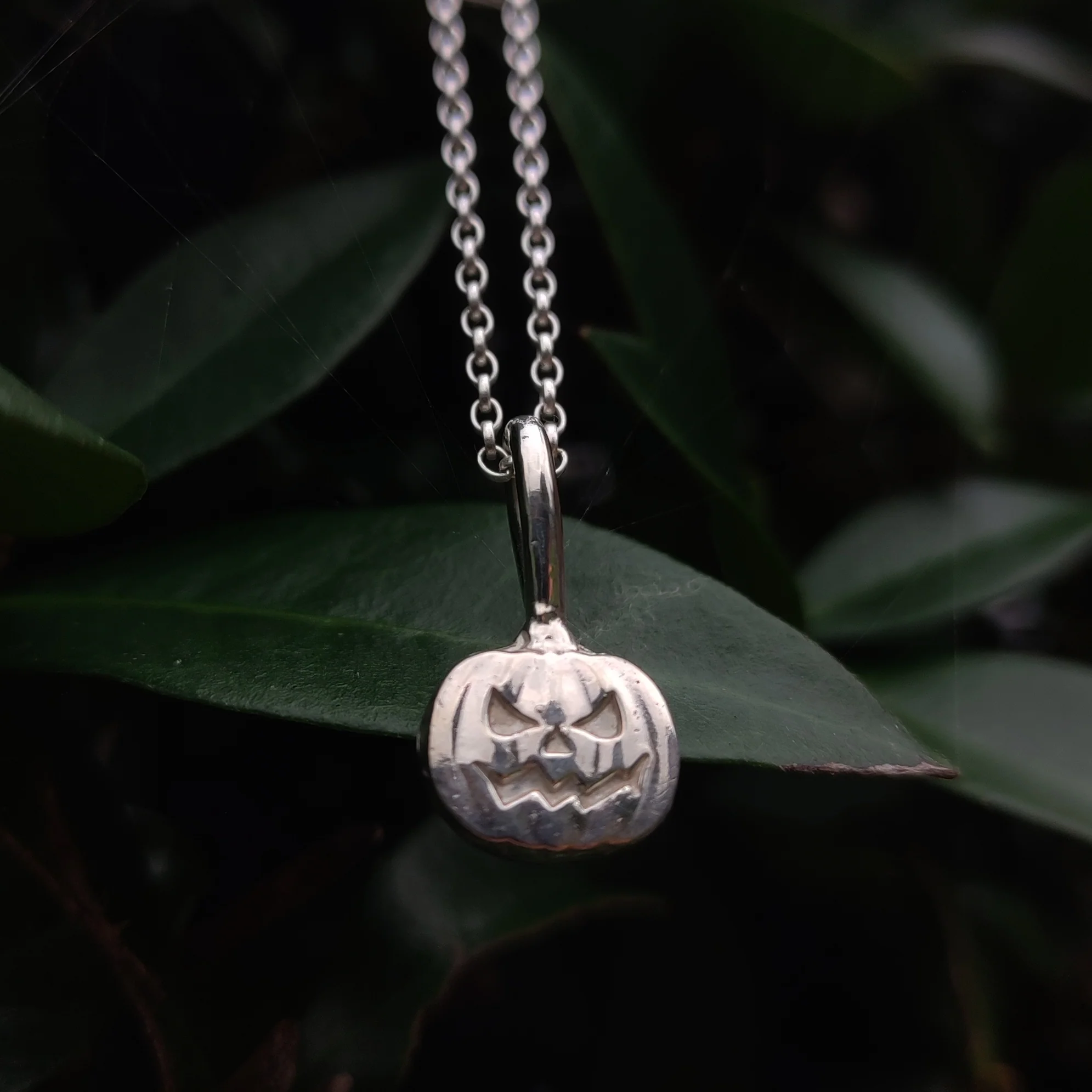 Silver Pumpkin Pendant - Image 4