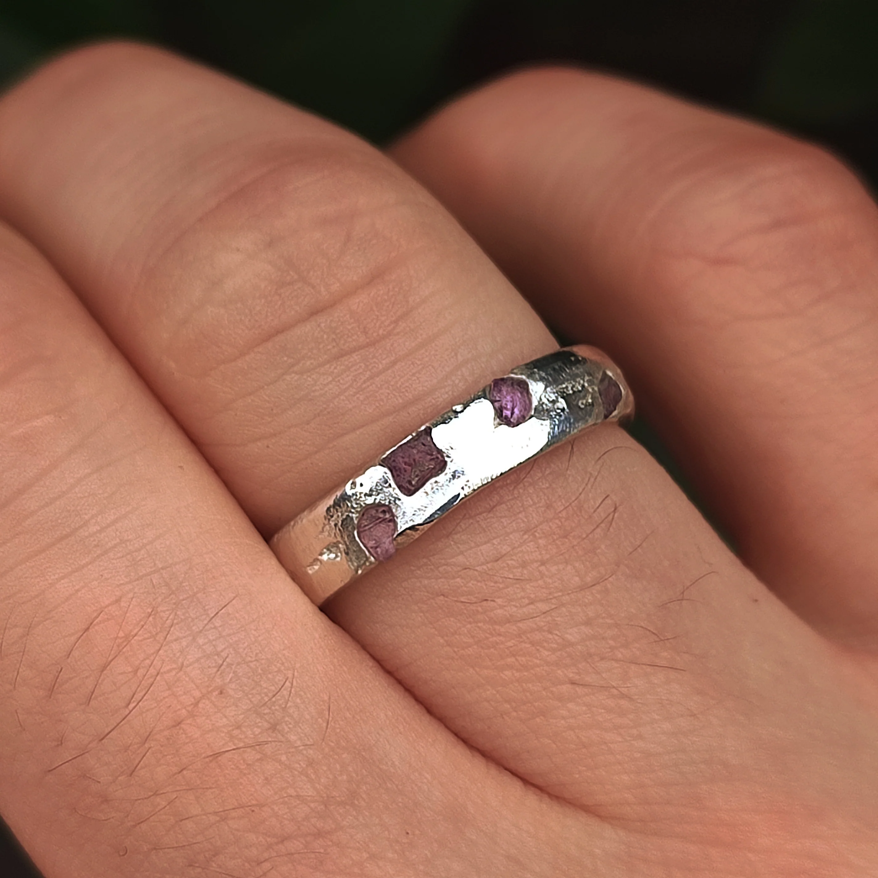 Raw Sapphire Band - Image 7