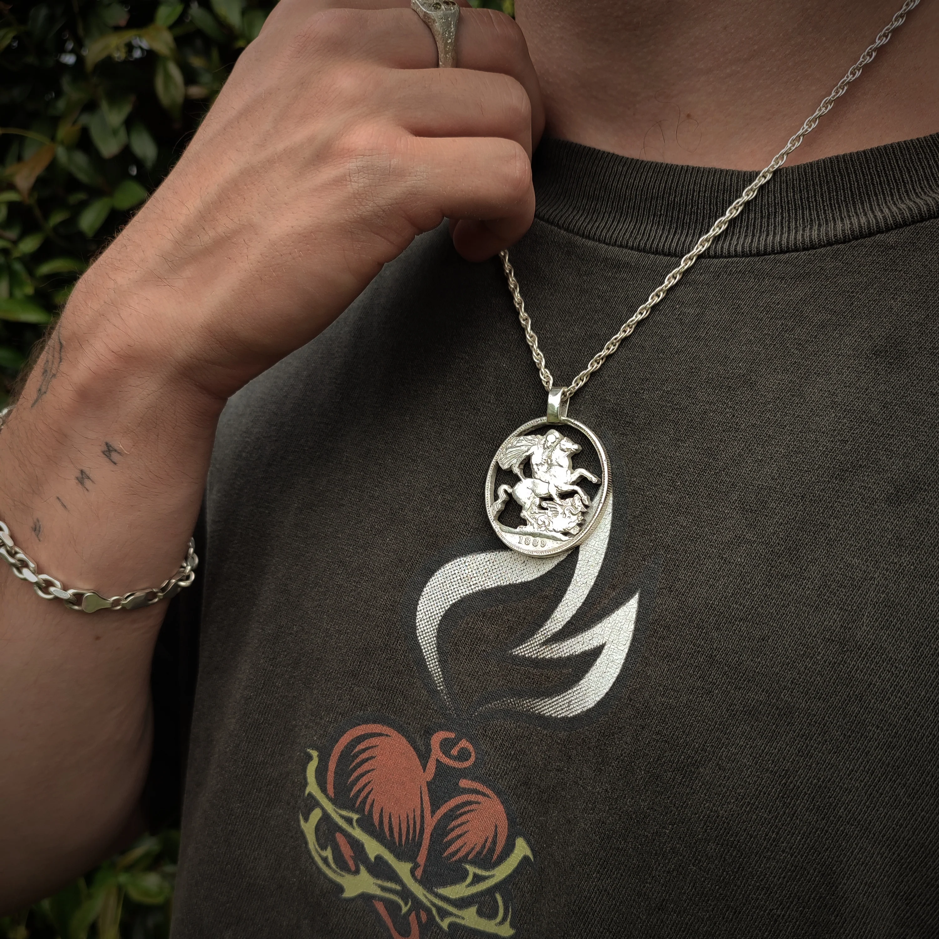 Victorian Crown Pendant - Image 3
